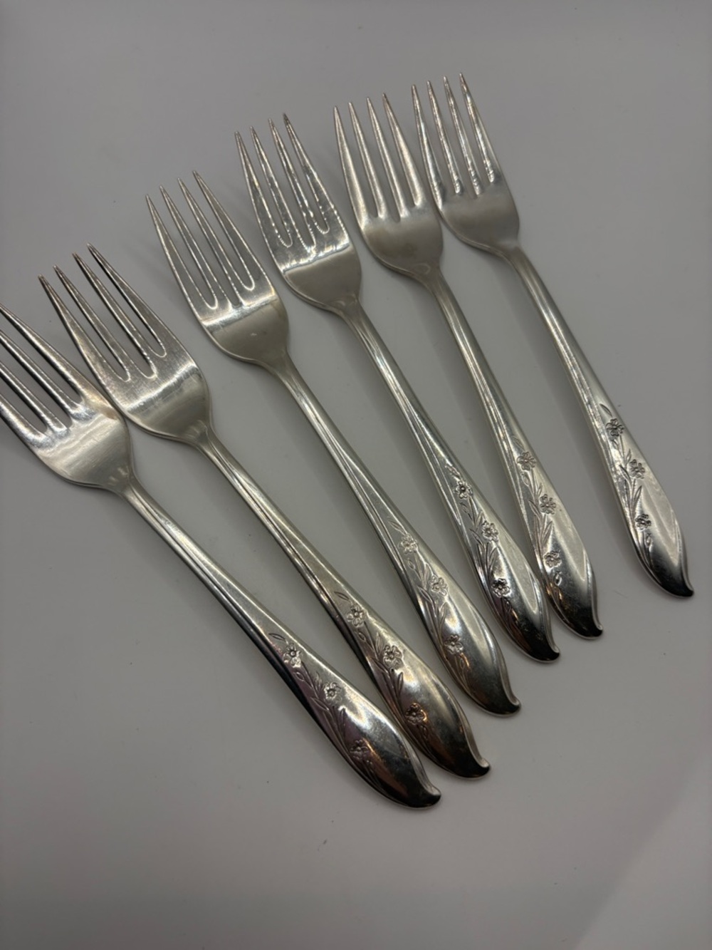 Vintage Silver Plated 1950s Dinner Forks - Set of 6 Roger’s Brothers - Picture 6 of 6